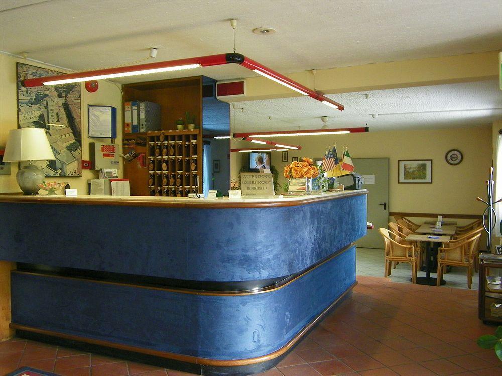 Hotel Astoria Altopascio Kültér fotó