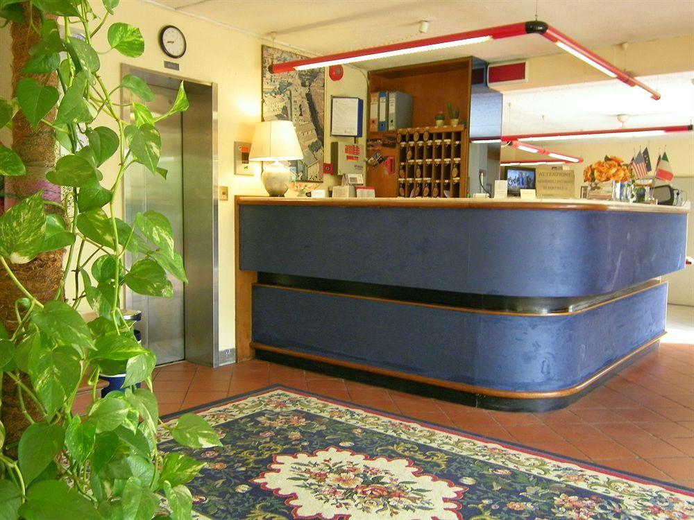 Hotel Astoria Altopascio Kültér fotó