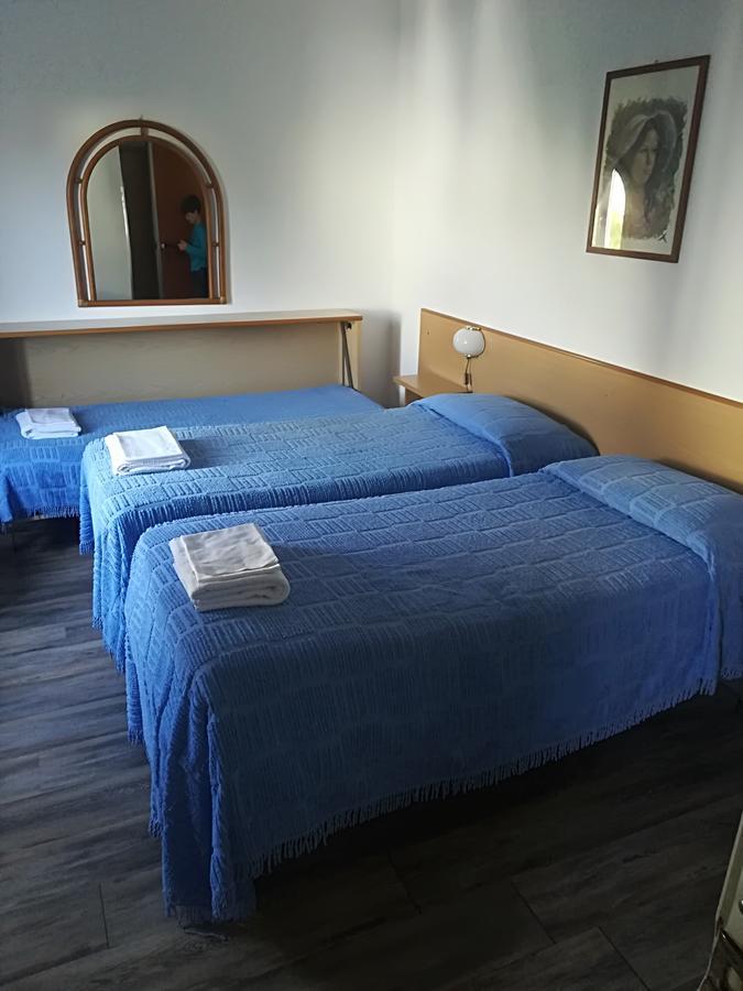 Hotel Astoria Altopascio Kültér fotó