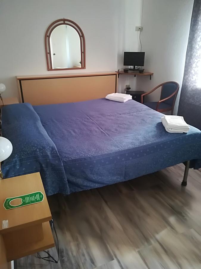 Hotel Astoria Altopascio Kültér fotó