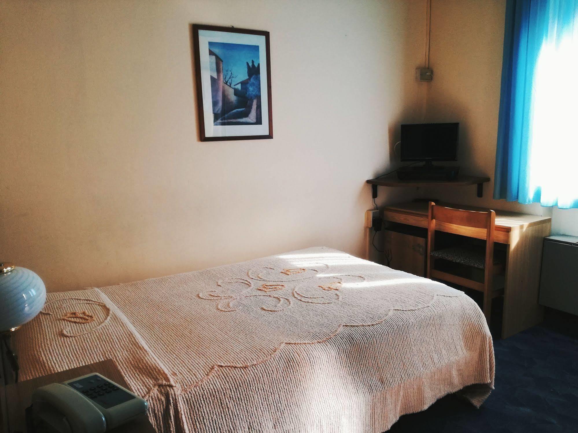 Hotel Astoria Altopascio Kültér fotó